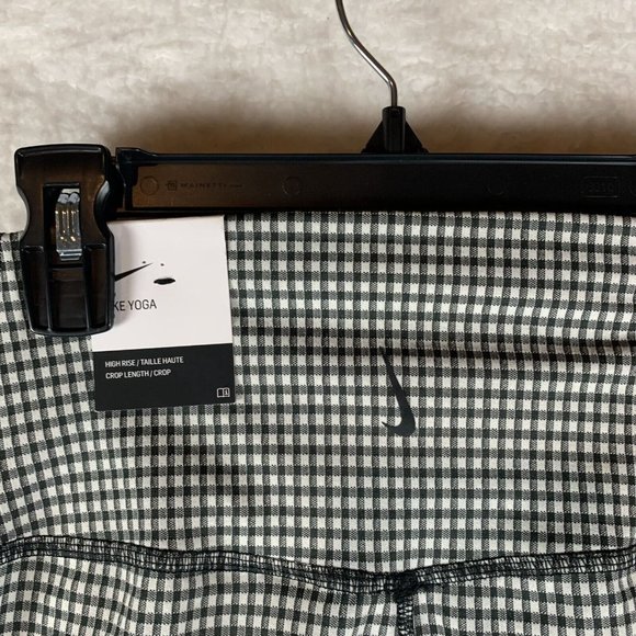 Nike‎ Cropped Pants Women's Small Black Check Stretch High-Rise Leggings 6915 - Picture 7 of 9